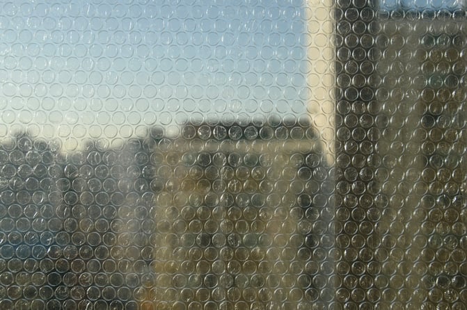 bubble-wrap-window-insulation.jpg